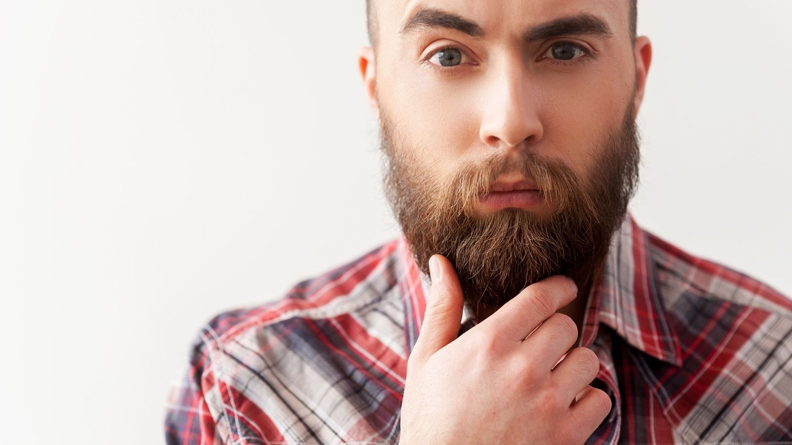 Les 3 principales erreurs qui abîment votre barbe